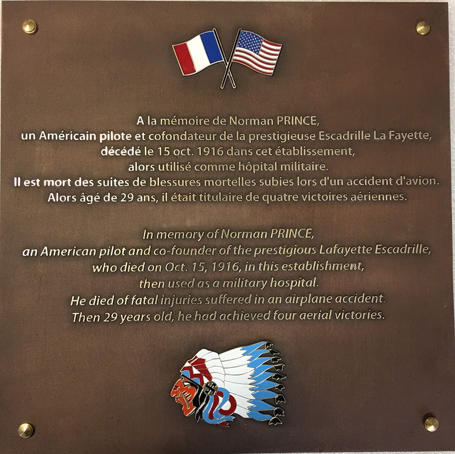 plaque commemorative pilote bronze patine drapeau email norman prince